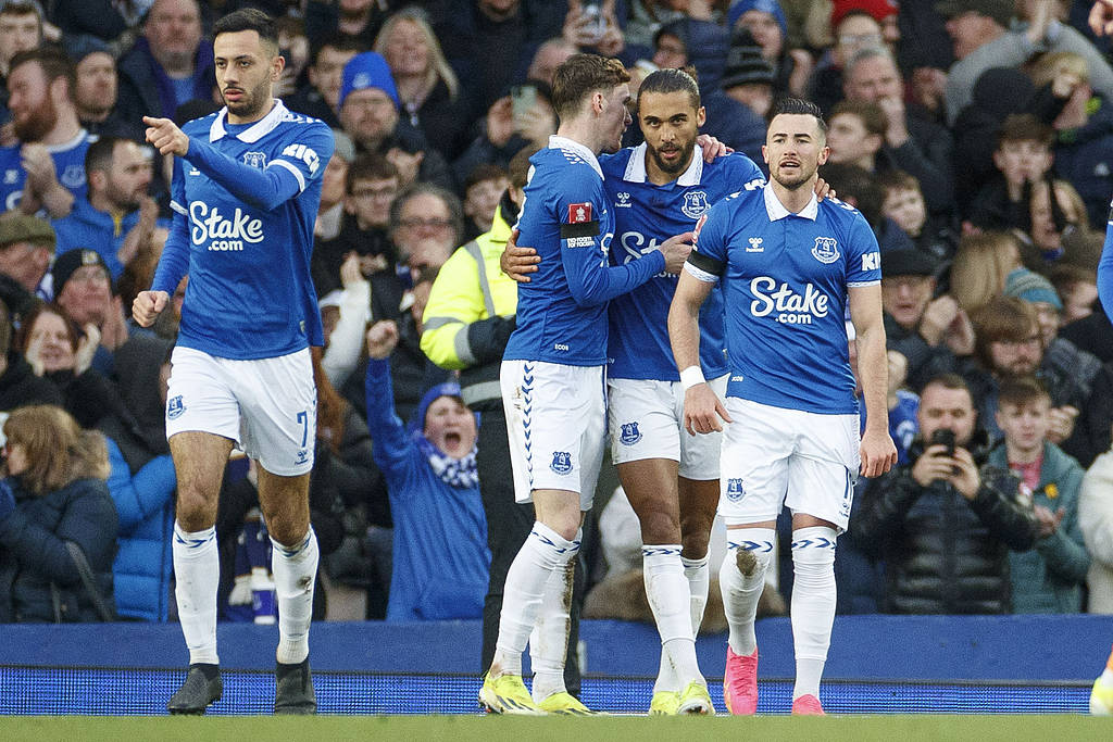 埃弗顿连续取胜,升至欧战席位 埃弗顿连续取胜,升至欧战席位