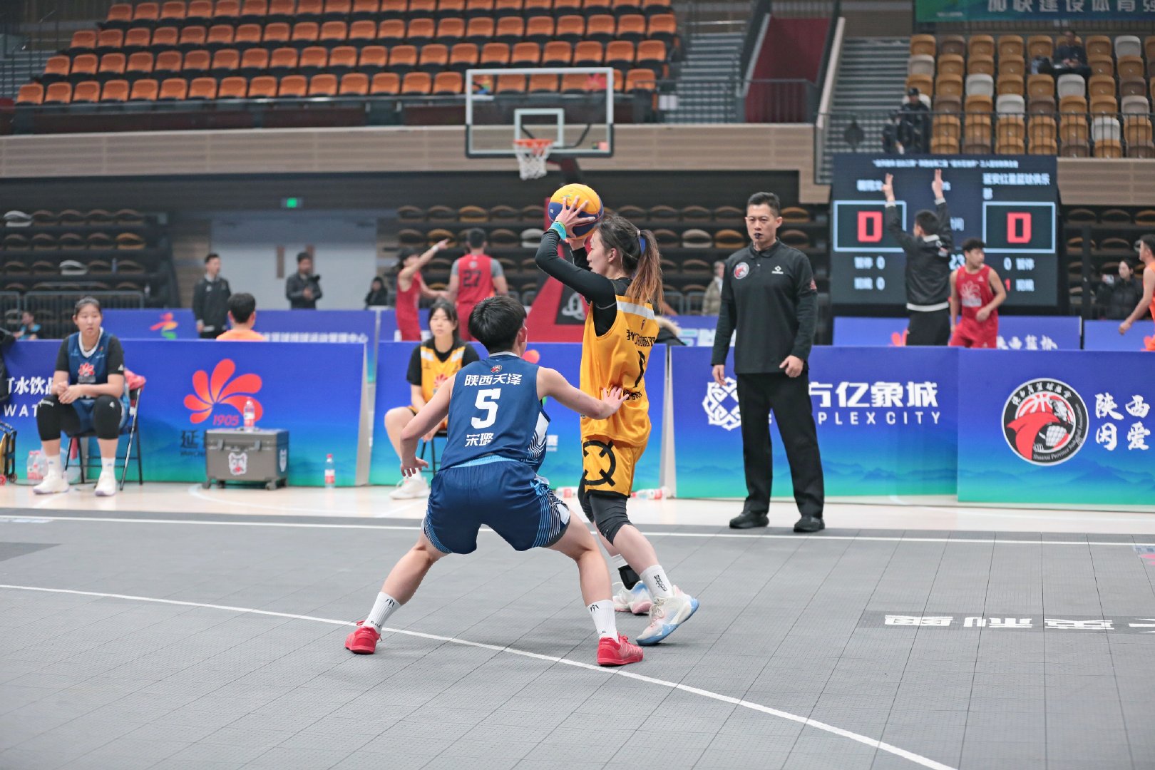 世俱杯奖金-精彩职业篮球赛事风云际会，谁与争锋