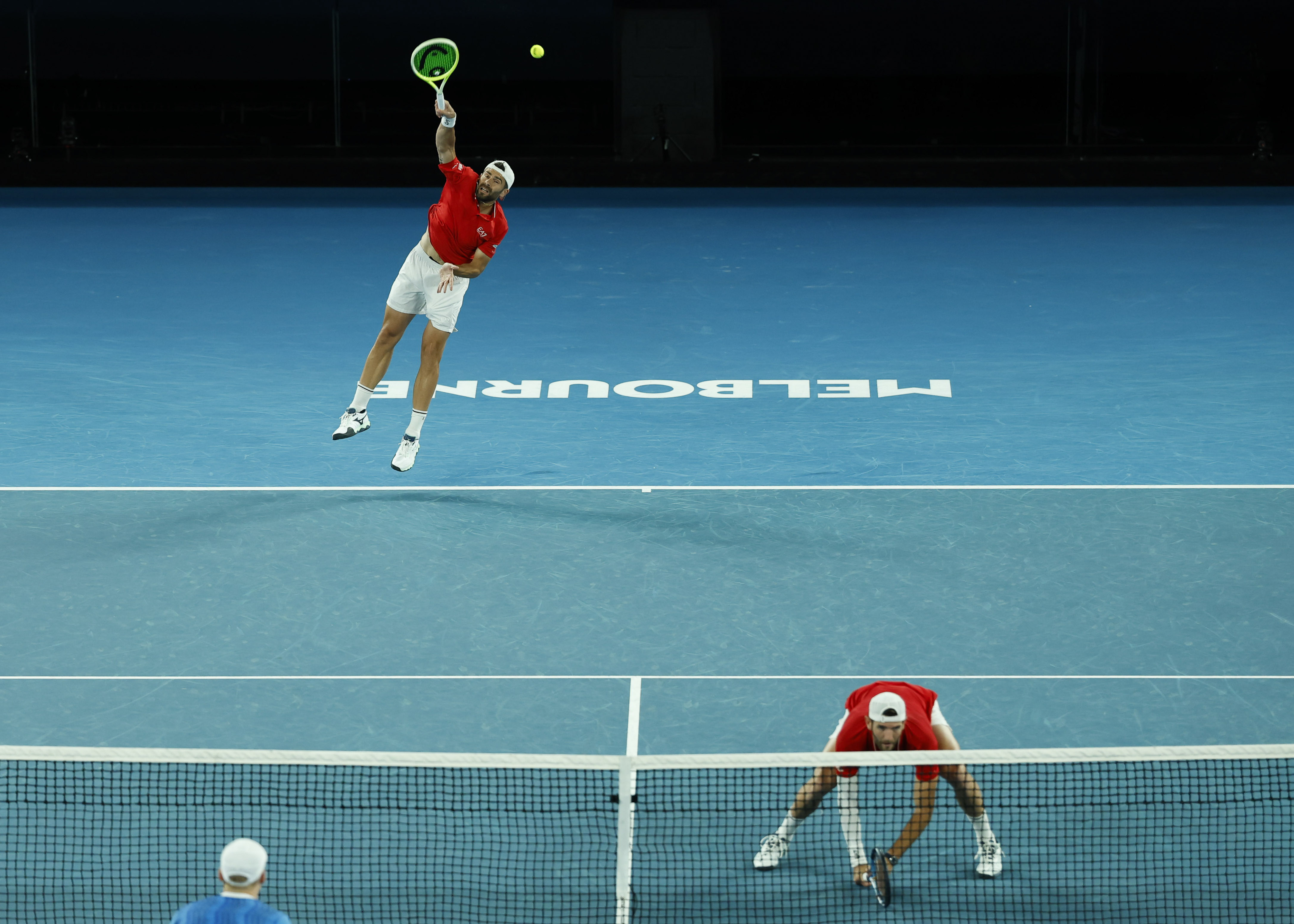 网球冠军变身篮球明星,技艺未减 网球冠军变身篮球明星,技艺未减