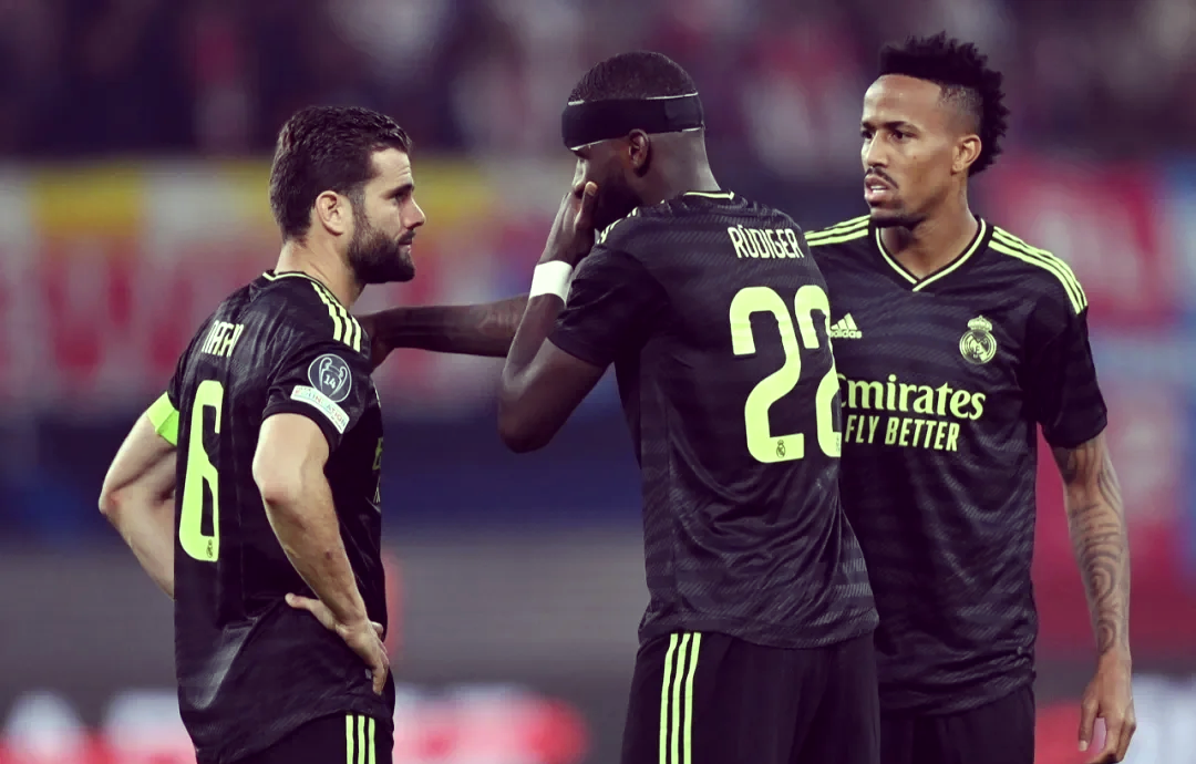 包含瓦伦西亚双杀对手,成功杀入欧冠下一轮的词条 包含瓦伦西亚双杀对手,成功杀入欧冠下一轮的词条