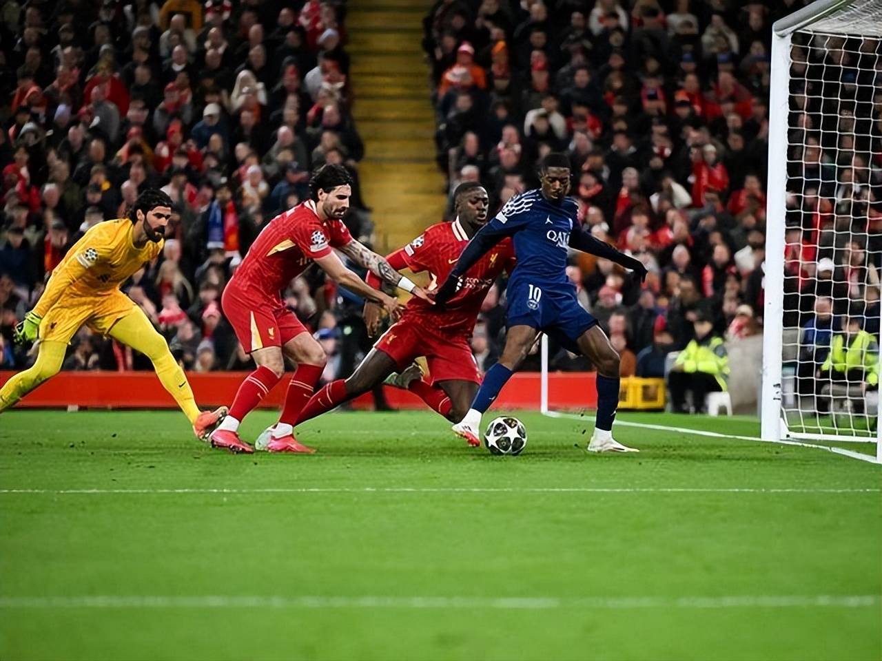 利物浦爆冷不敌对手,遭遇挫折 利物浦爆冷不敌对手,遭遇挫折