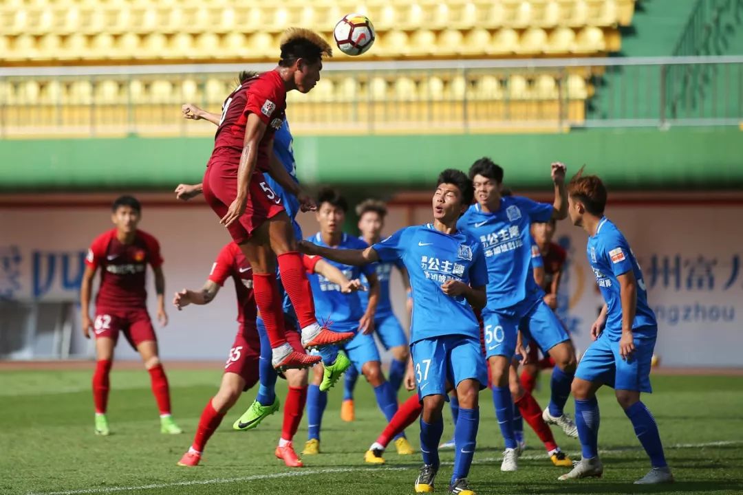 华夏幸福客胜富力:双方进球争夺激烈,胜负难分 华夏幸福客胜富力:双方进球争夺激烈,胜负难分