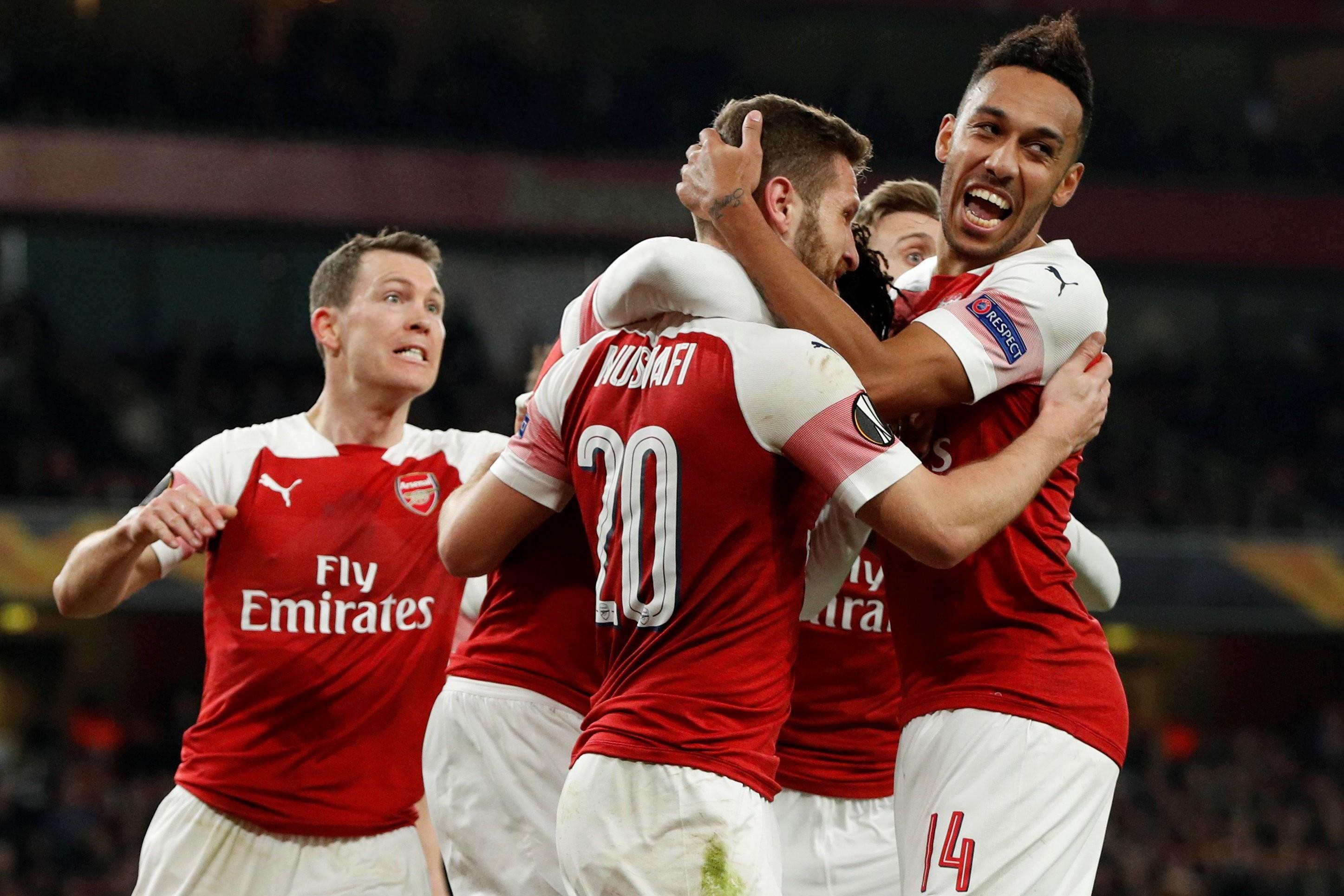 阿森纳惊险逃平,保住不败战绩 阿森纳惊险逃平,保住不败战绩