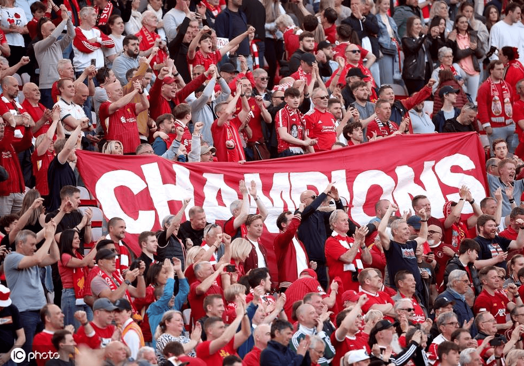 利物浦晋级形势大好,全队备战决赛的简单介绍 利物浦晋级形势大好,全队备战决赛的简单介绍