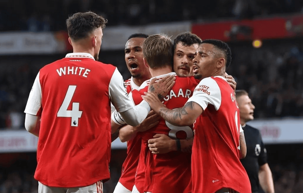 纽卡斯尔联队豪取胜利,顺利晋级欧冠半决赛 纽卡斯尔联队豪取胜利,顺利晋级欧冠半决赛