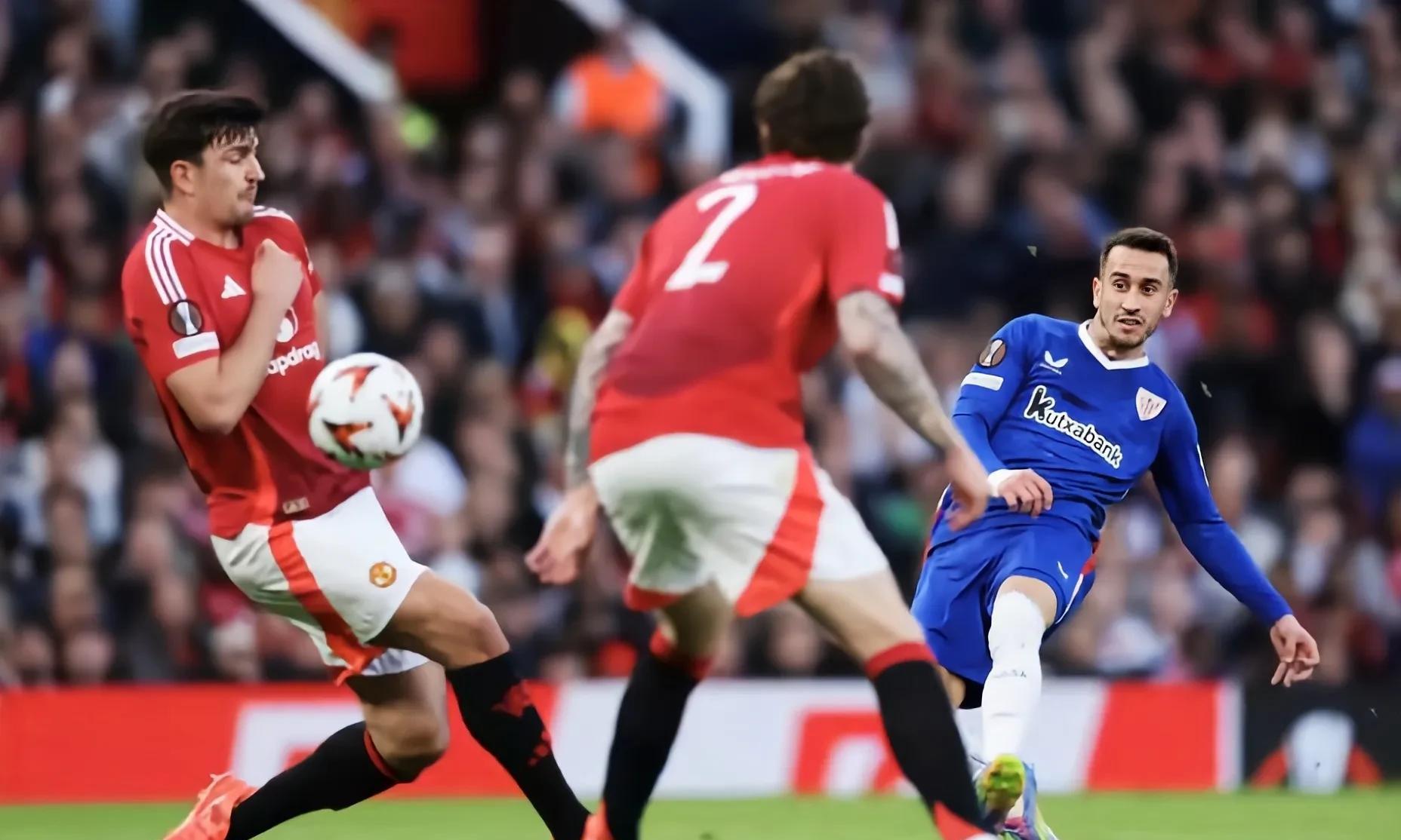 包含曼联客场大胜，继续保持不败纪录的词条