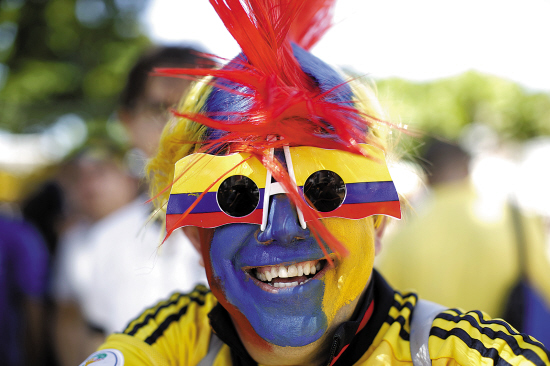 哥伦比亚羽毛球队脱颖而出，夺得金牌