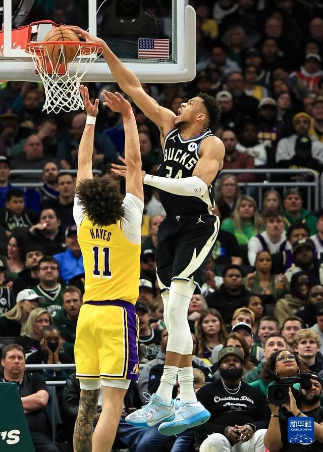 雄鹿队壮阔逆转,安特托昆波神奇表现 雄鹿队壮阔逆转,安特托昆波神奇表现