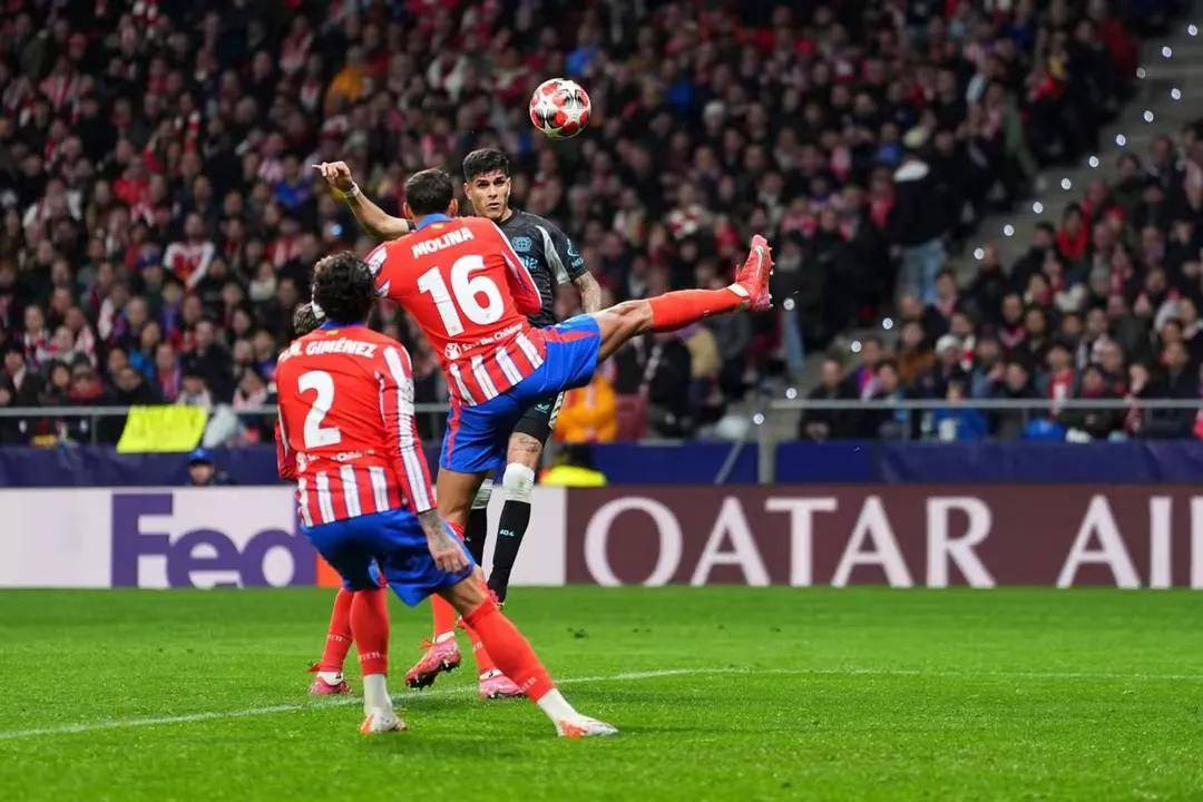 马德里竞技破门得分，取得关键胜利