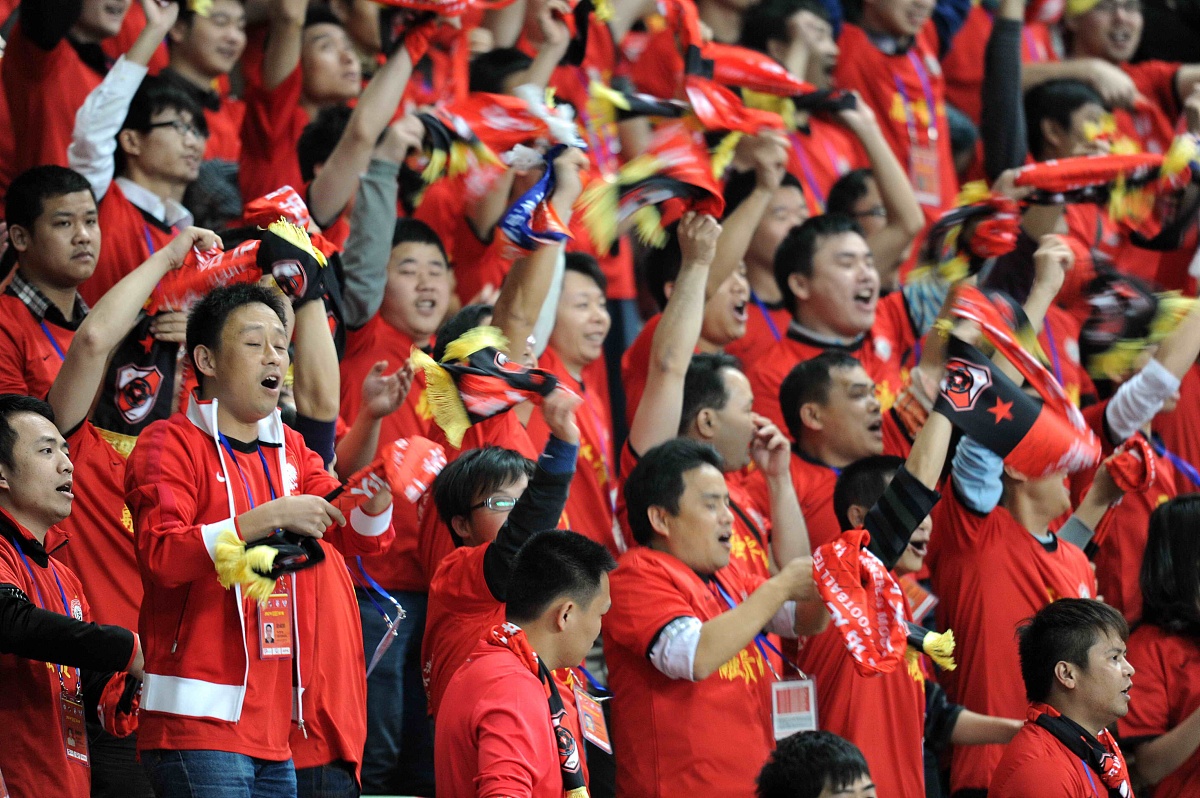 世俱杯分组-顽强拼搏,不怕困难的球员们