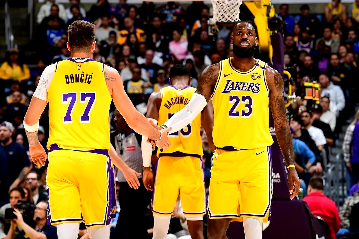 关于湖人再胜太阳,晋级西部决赛的信息 关于湖人再胜太阳,晋级西部决赛的信息