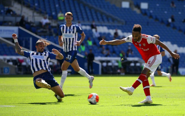 阿雅克肖客场不敌尼斯,遭遇两连败 阿雅克肖客场不敌尼斯,遭遇两连败