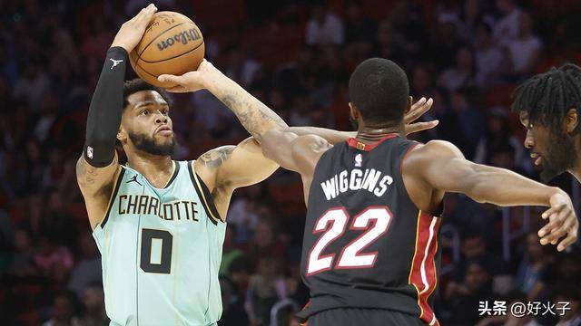 热火队再胜黄蜂队,东部赛场头名在望 热火队再胜黄蜂队,东部赛场头名在望