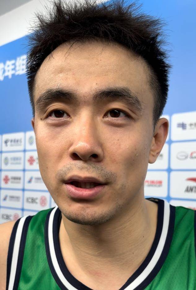 新疆队轻取雷霆,赵继伟点燃赛场 新疆队轻取雷霆,赵继伟点燃赛场