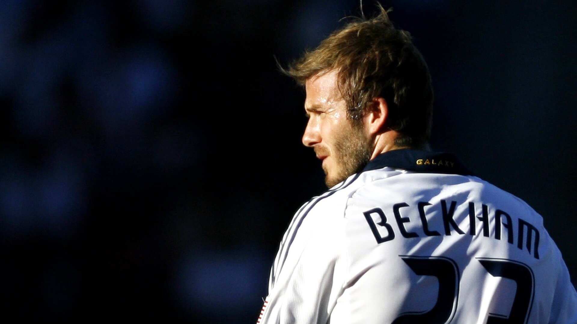 两把钥匙，同一扇门，智利的逆转与基耶萨的接管—论决定性瞬间如何塑造体育史诗