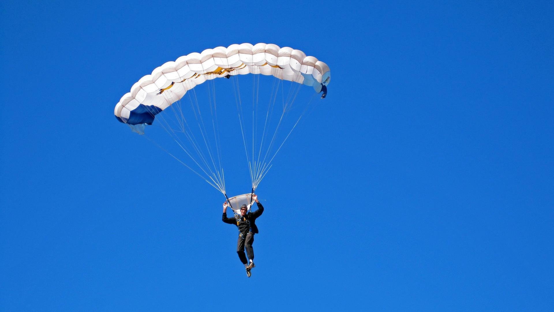 莫兰特掀翻天花板！山东客战大运中心逆袭记
